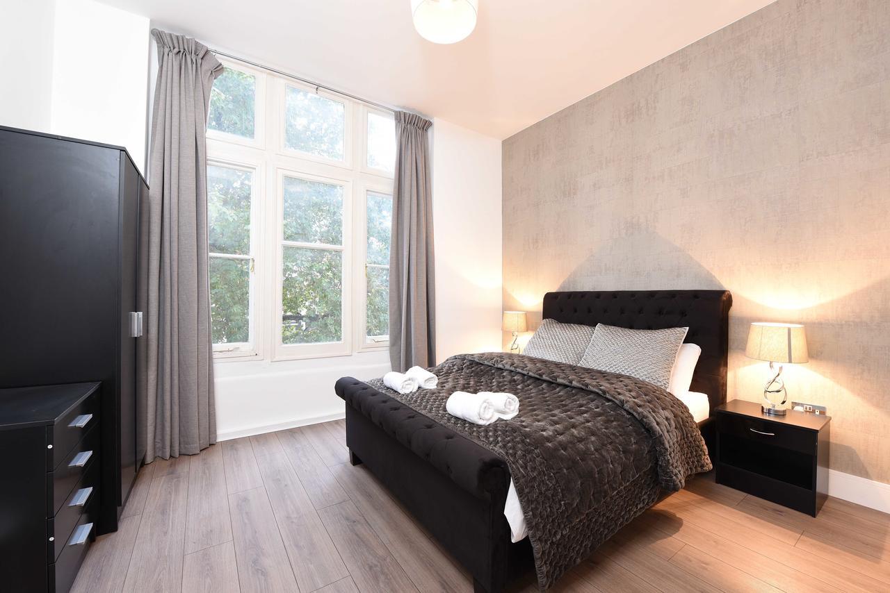 Spacious & Modern 2 Bed Apartment At Knightsbridge Лондон Екстер'єр фото